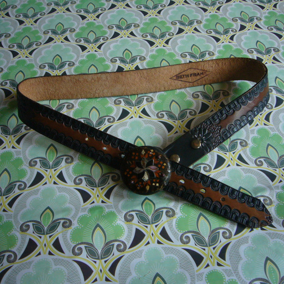 Beth Frank Brown Black Tooled Quality Leather Belt Inlay Pearl Floral Buckle main image 14